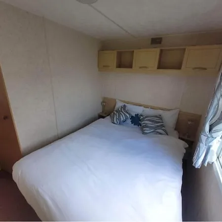 V13 - Golden Anchor, Pet Friendly, Wifi And Close To The Beach - Meadow Lakes Caravan & Lodge Hire Chapel St. Leonards Exterior foto